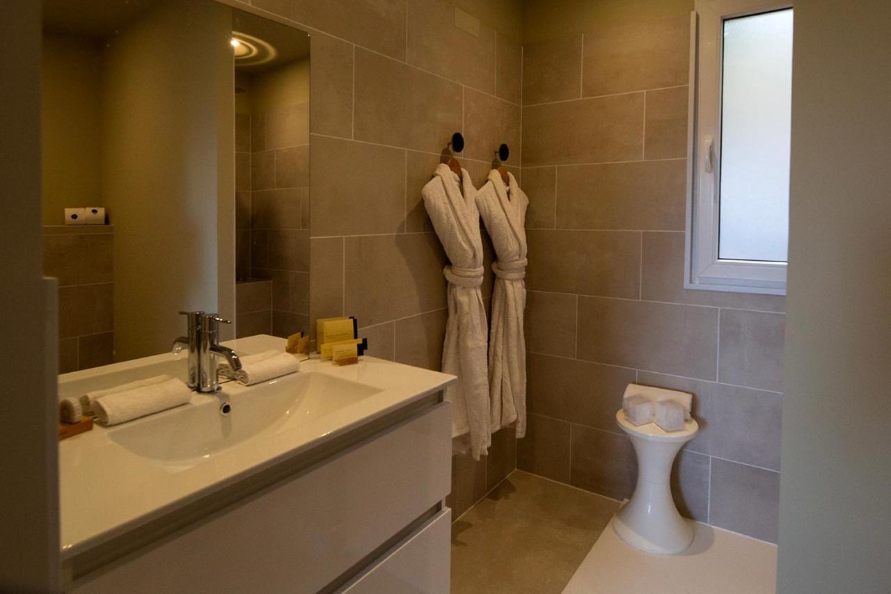 Swim Lodge Hotel Piscine Privee Ou Jacuzzi Prive 포르토베쉬오 외부 사진